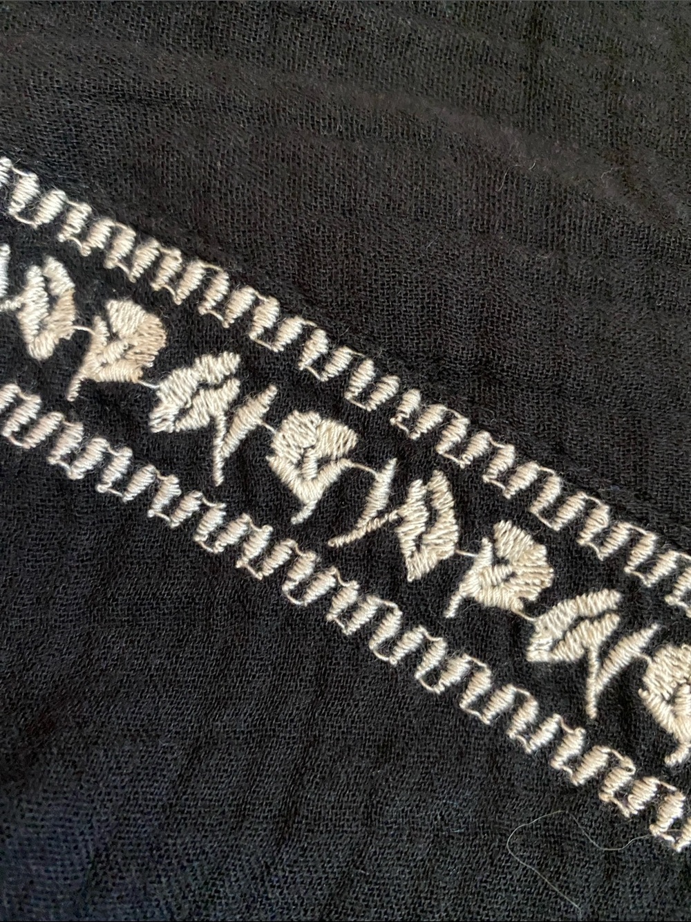 OLD NAVY Black Maxi Dress 100% Cotton with White Embroidery - Picture 9 of 10